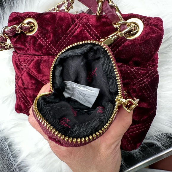Betsey Johnson Velvet Quilted Shoulder/crossbody Bag - Deep Red - Picture 5 of 12